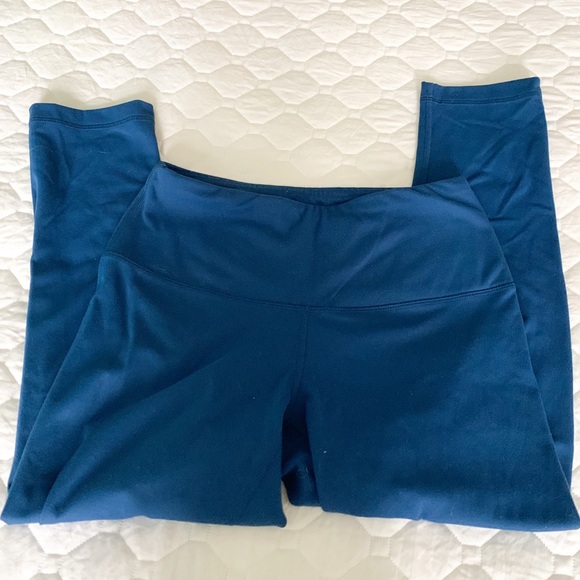 Clothing bundle - Picture 2 of 7